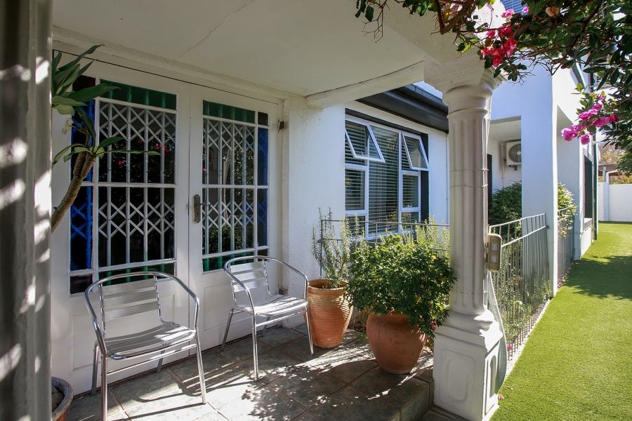 5 Bedroom Property for Sale in Claremont Western Cape